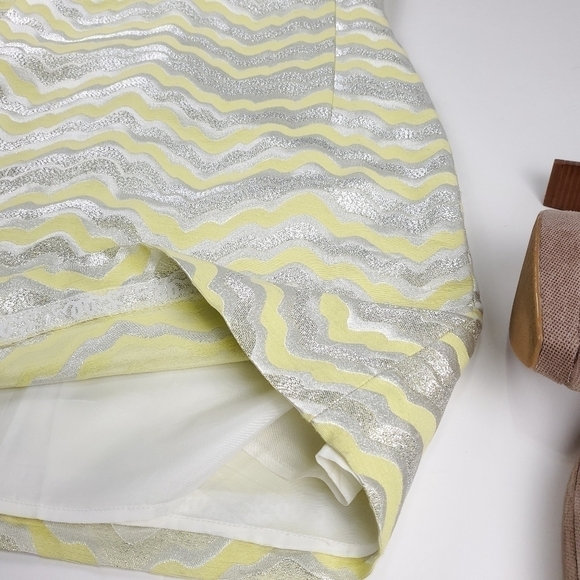 New Lilly Pulitzer Yellow Silver Stripe Dress 4 - Picture 8 of 12